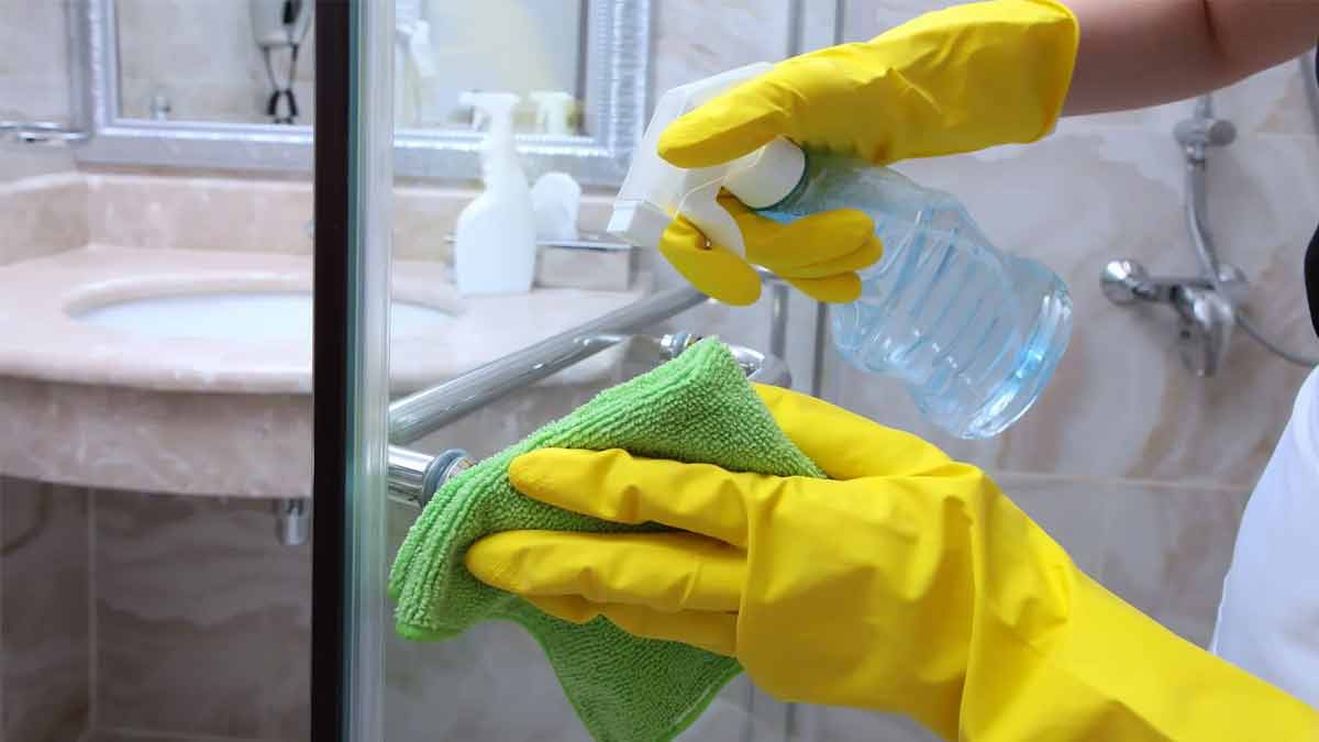 Duschdichtungen zu reinigen